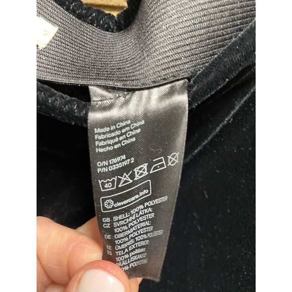 H&M Black Velour Flare Leg Pants Size 10 NWT - Picture 4 of 6